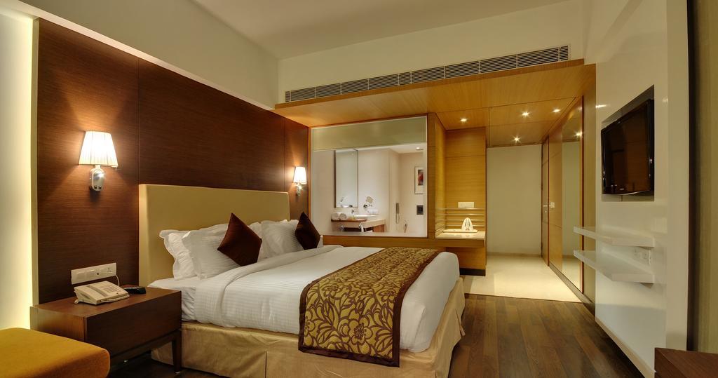 Hotel Platinum Rajkot Rom bilde